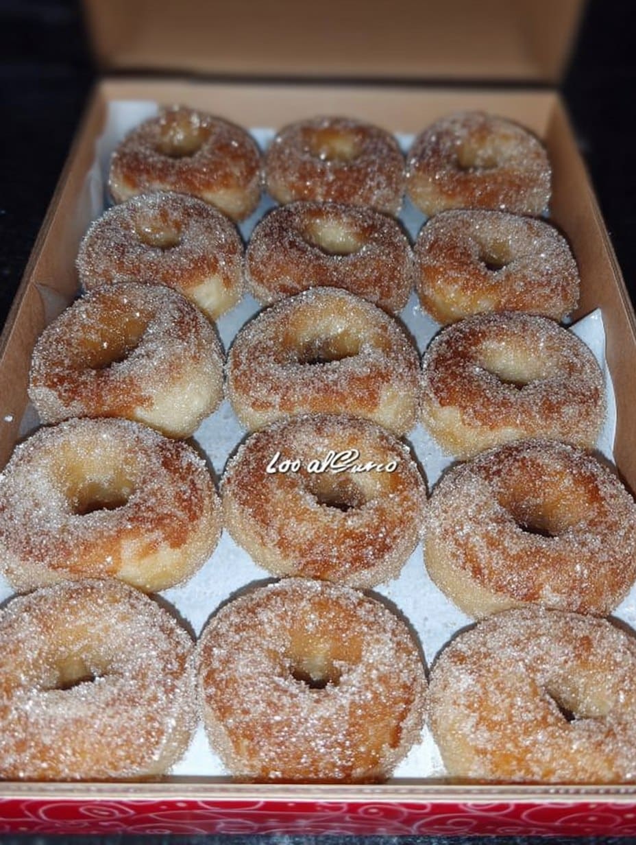 "Rollitos de moscatel caseros, receta fácil y deliciosa horneada con vino dulce"